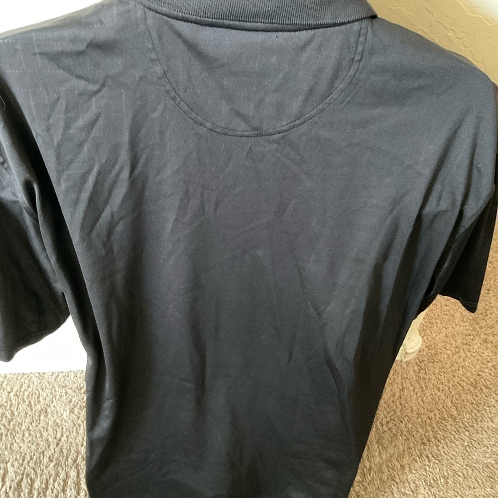 Men’s used size L large Greg Norman play dry black design gold polo shirt Pre ow - Picture 4 of 4